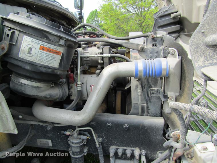 image for item DD8435 2007 Freightliner M2 106 bucket truck