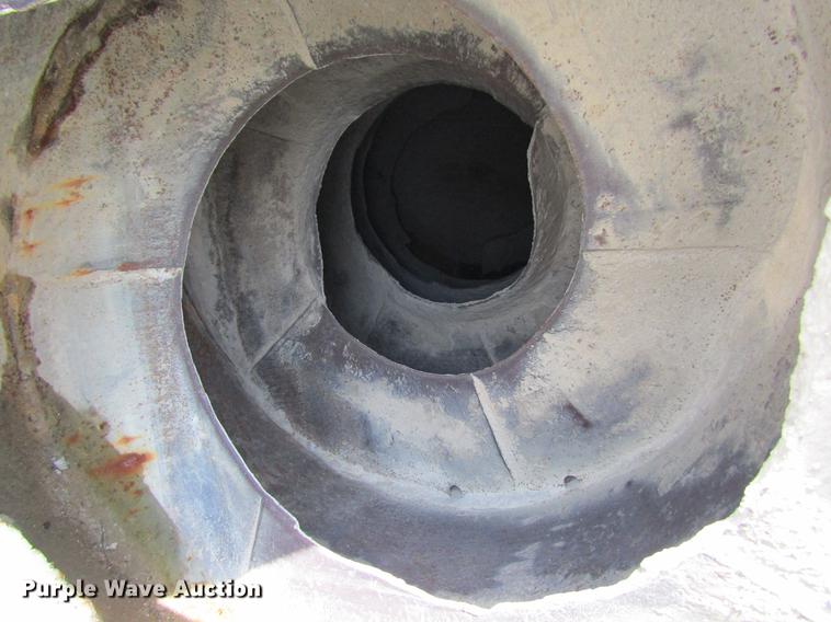 image for item DD8436 1999 Oshkosh S2146 ready mix truck