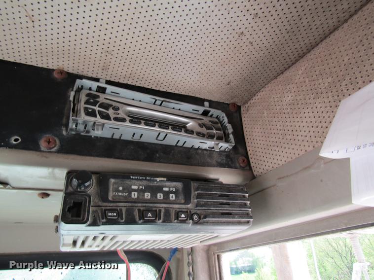 image for item DD8436 1999 Oshkosh S2146 ready mix truck