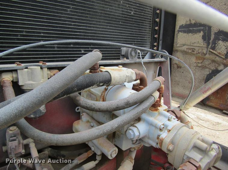 image for item DD8436 1999 Oshkosh S2146 ready mix truck