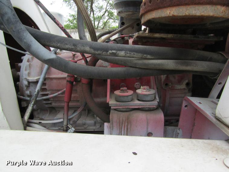 image for item DD8436 1999 Oshkosh S2146 ready mix truck