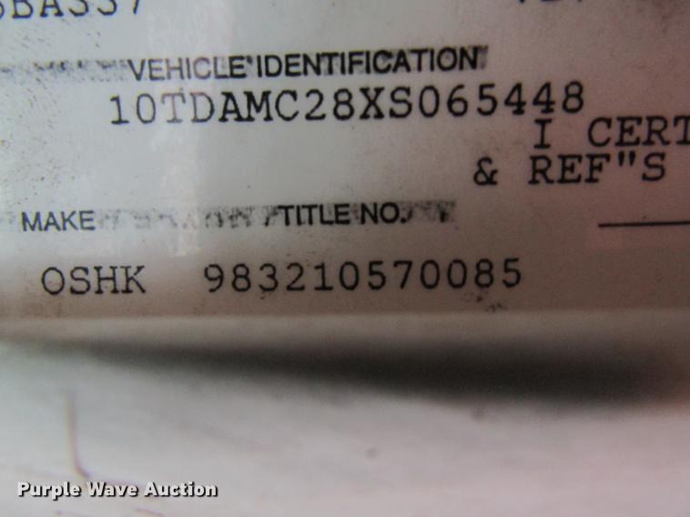 image for item DD8437 1999 Oshkosh S2146 ready mix truck