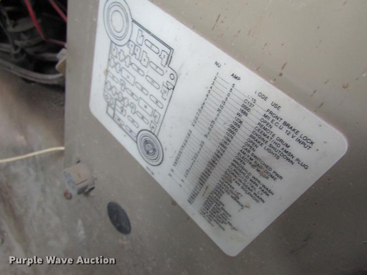 image for item DD8437 1999 Oshkosh S2146 ready mix truck