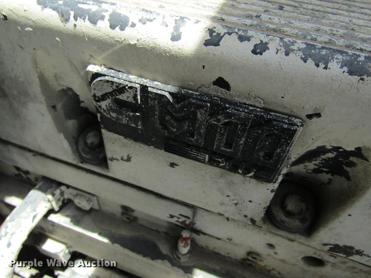 image for item DD8438 1999 Oshkosh S2146 ready mix truck