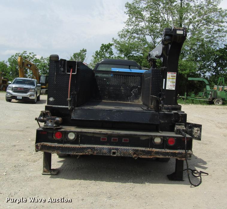 image for item DD8450 1996 GMC TopKick service truck with crane