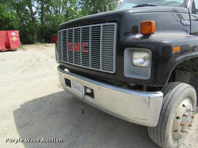 image for item DD8450 1996 GMC TopKick service truck with crane