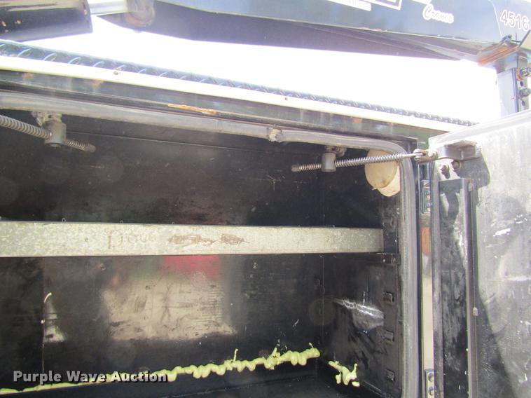 image for item DD8450 1996 GMC TopKick service truck with crane