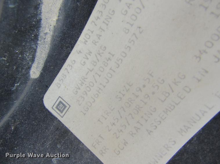 image for item DD8450 1996 GMC TopKick service truck with crane