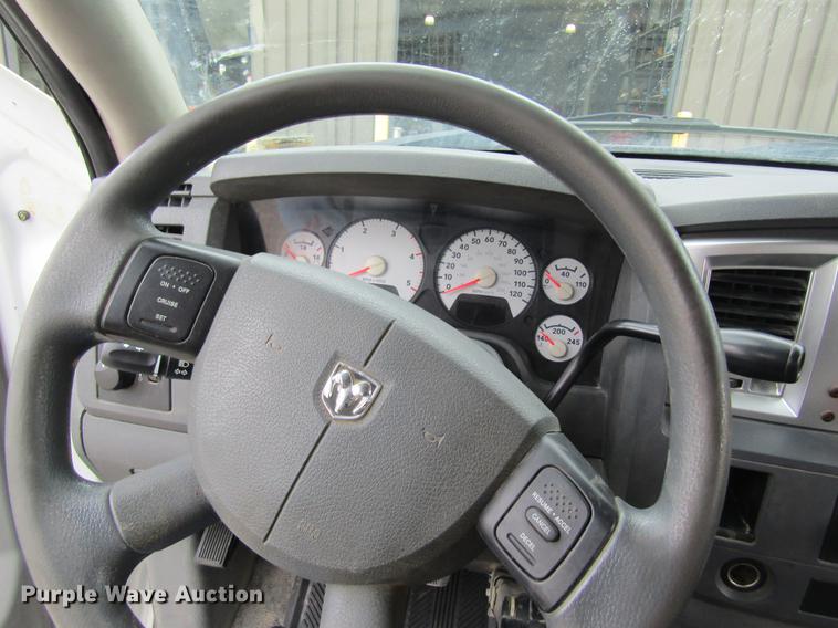 image for item DD8452 2008 Dodge Ram 5500 bucket truck