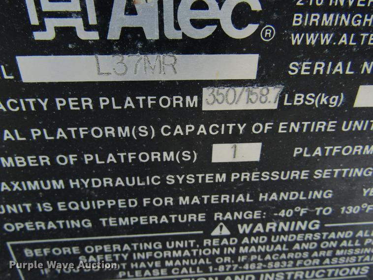 image for item DD8452 2008 Dodge Ram 5500 bucket truck