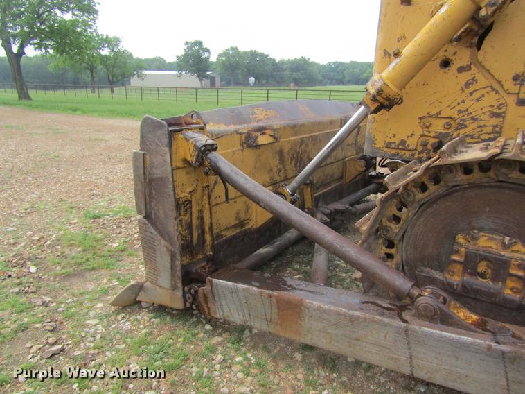 image for item DD8461 1971 Caterpillar D7F dozer