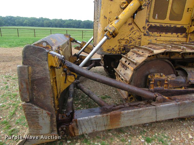 image for item DD8461 1971 Caterpillar D7F dozer