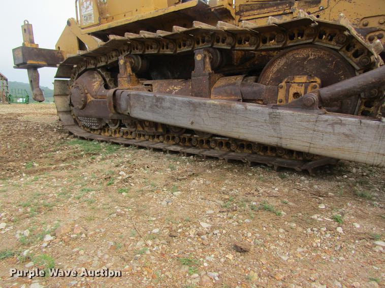 image for item DD8461 1971 Caterpillar D7F dozer