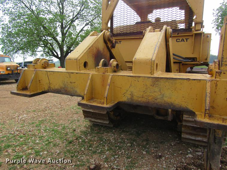 image for item DD8461 1971 Caterpillar D7F dozer