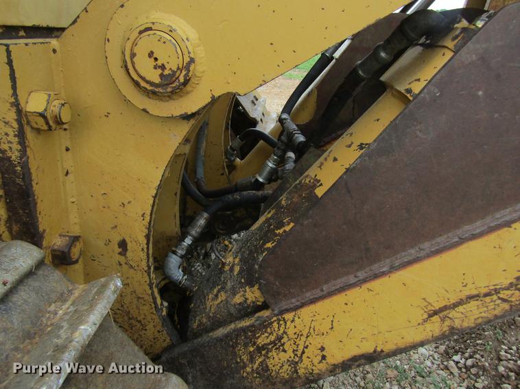 image for item DD8461 1971 Caterpillar D7F dozer