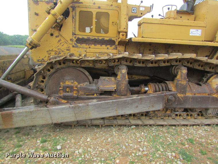 image for item DD8461 1971 Caterpillar D7F dozer