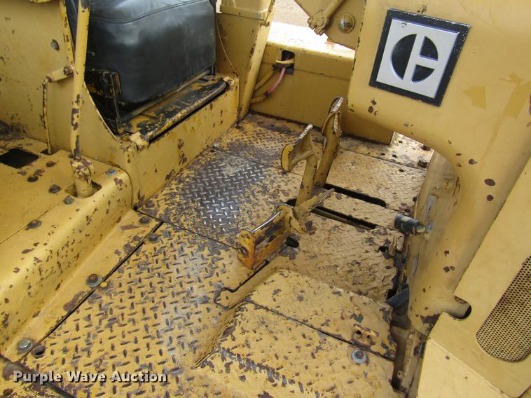 image for item DD8461 1971 Caterpillar D7F dozer