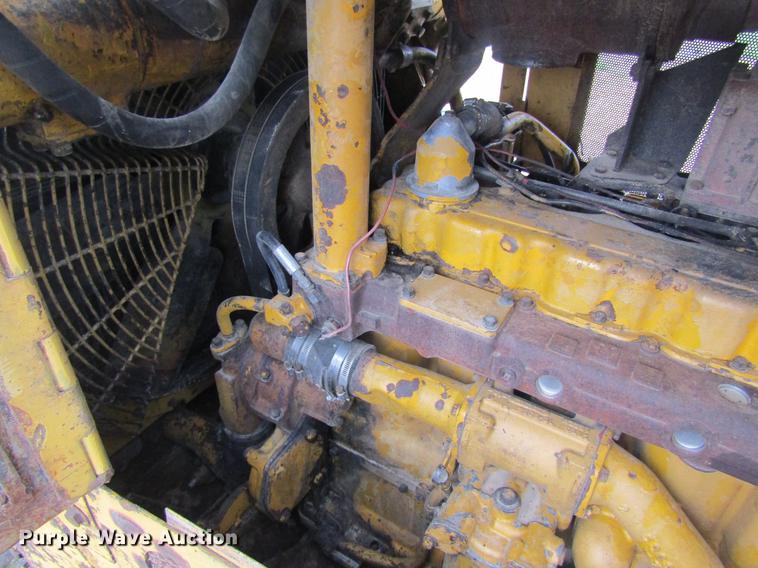image for item DD8461 1971 Caterpillar D7F dozer