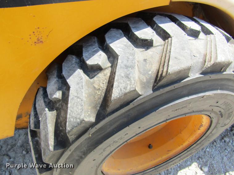 image for item DD8465 1999 JCB 185 skid steer