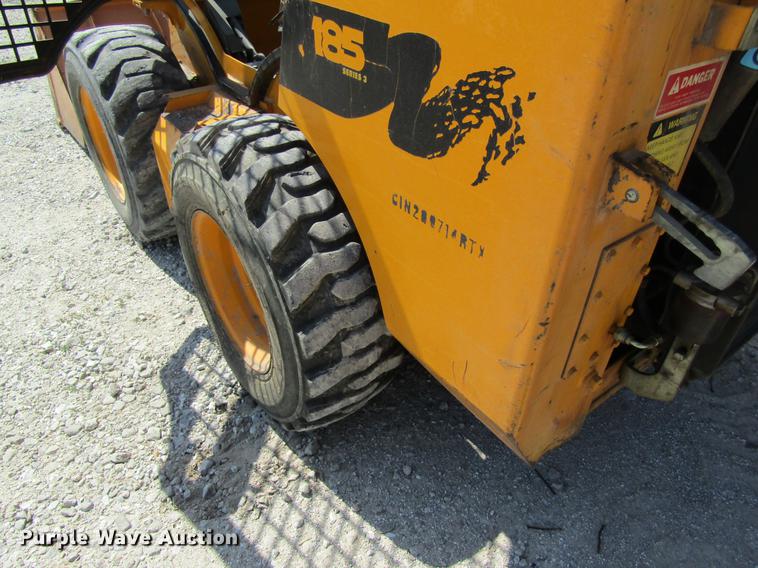 image for item DD8465 1999 JCB 185 skid steer