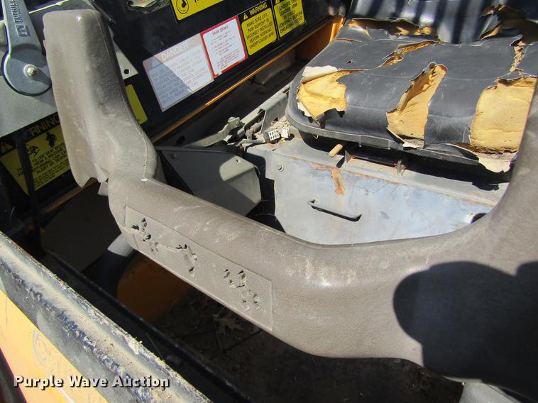 image for item DD8465 1999 JCB 185 skid steer