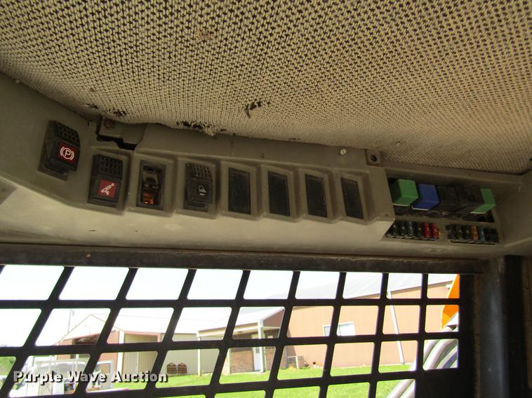 image for item DD8465 1999 JCB 185 skid steer