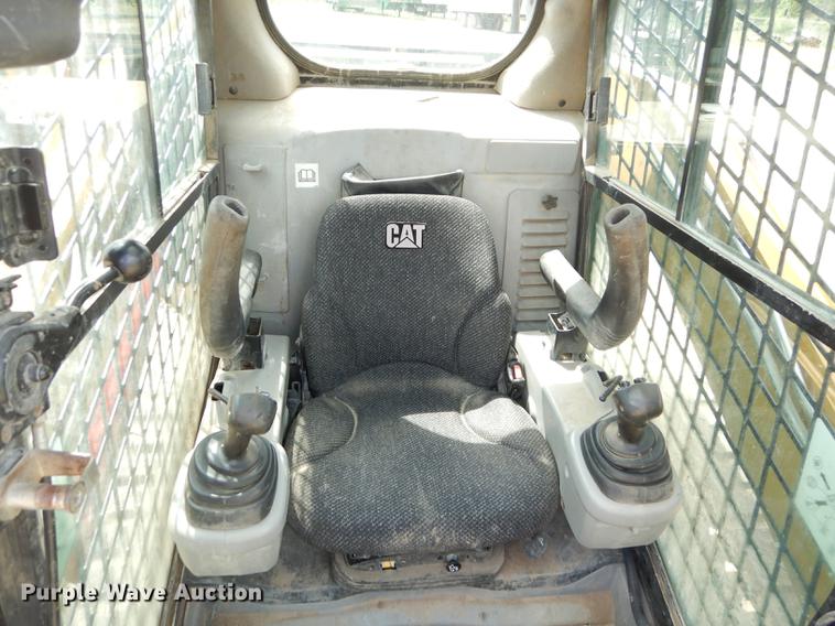 image for item DE1722 2012 Caterpillar 289C2 skid steer