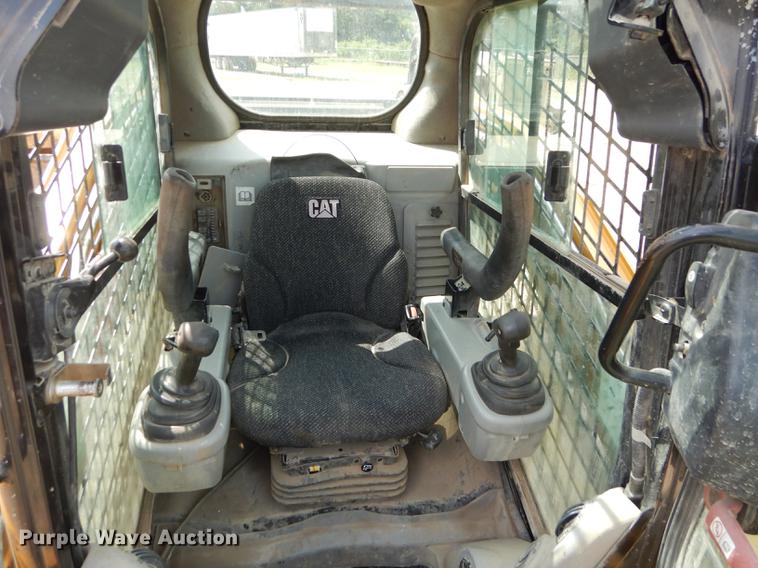 image for item DE1724 2012 Caterpillar 289C skid steer