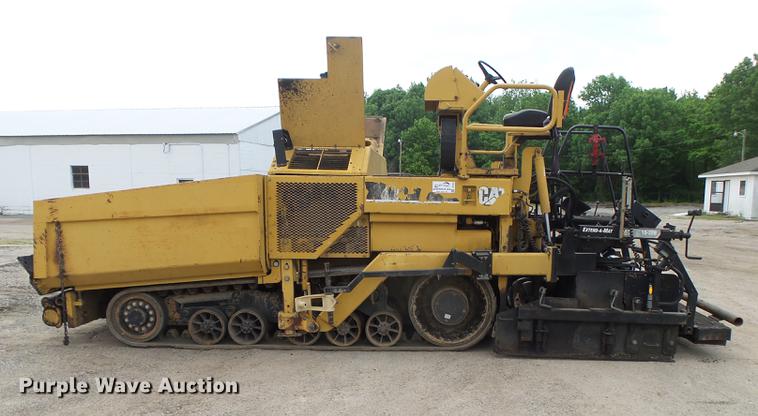 image for item DE3653 2003 Caterpillar AP1055B paver