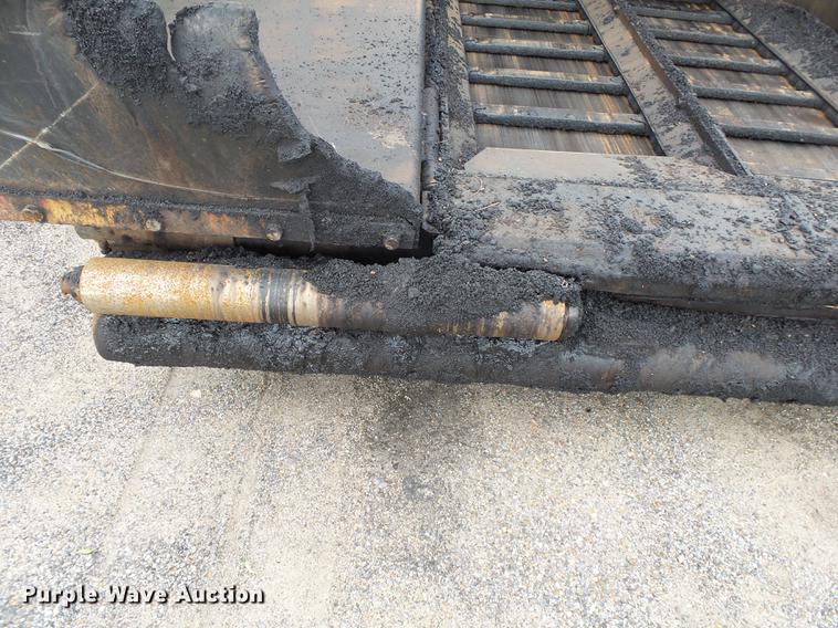 image for item DE3653 2003 Caterpillar AP1055B paver