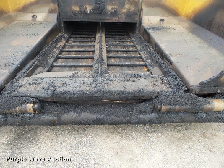 image for item DE3653 2003 Caterpillar AP1055B paver