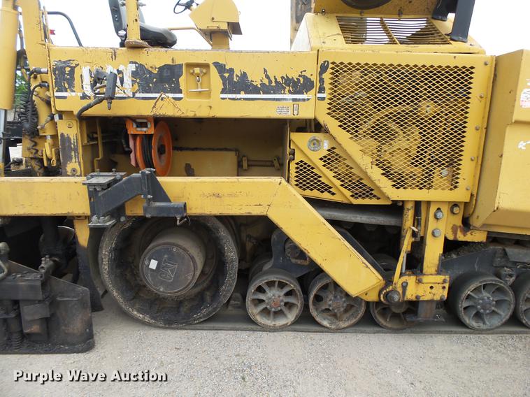 image for item DE3653 2003 Caterpillar AP1055B paver