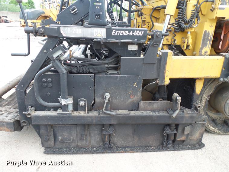 image for item DE3653 2003 Caterpillar AP1055B paver