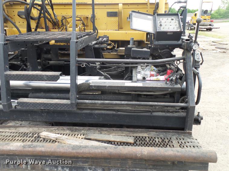 image for item DE3653 2003 Caterpillar AP1055B paver