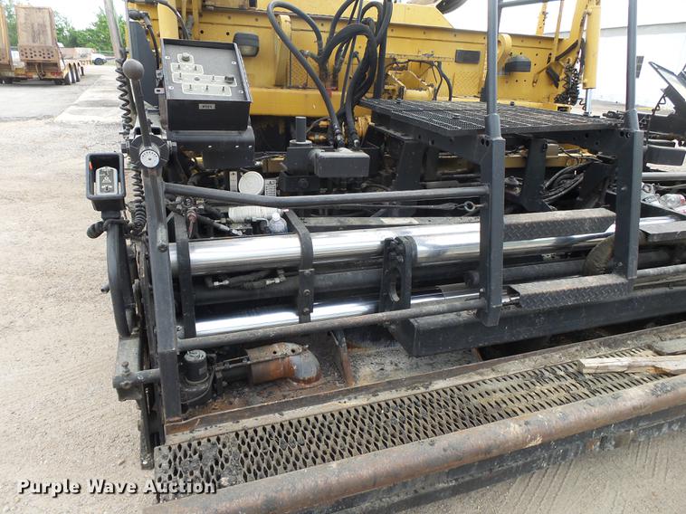 image for item DE3653 2003 Caterpillar AP1055B paver