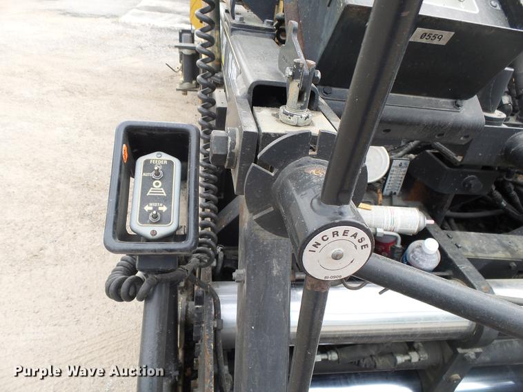 image for item DE3653 2003 Caterpillar AP1055B paver