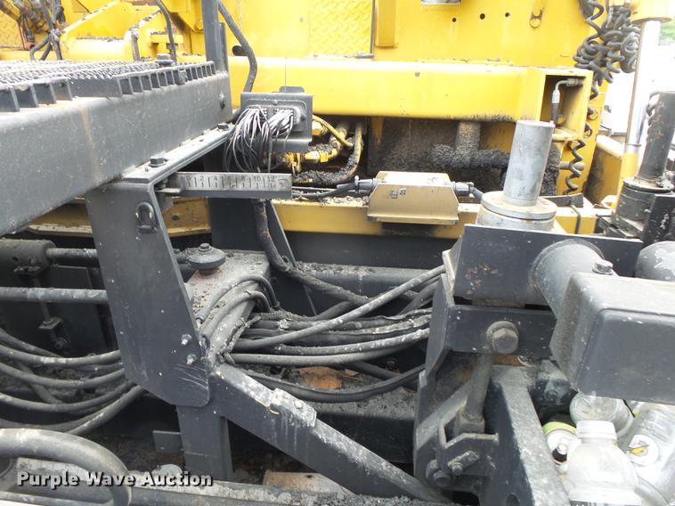 image for item DE3653 2003 Caterpillar AP1055B paver