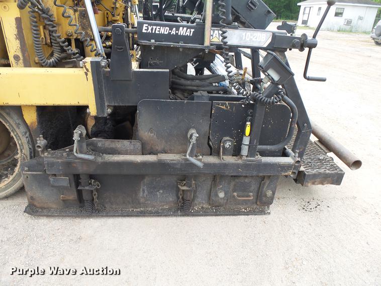 image for item DE3653 2003 Caterpillar AP1055B paver