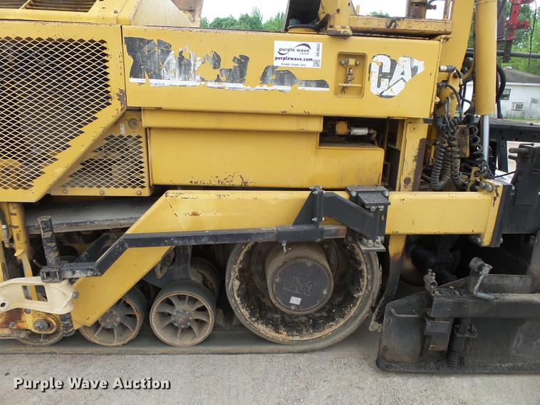 image for item DE3653 2003 Caterpillar AP1055B paver