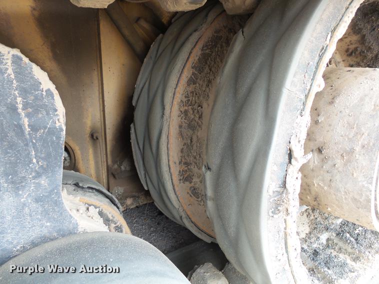 image for item DE3653 2003 Caterpillar AP1055B paver