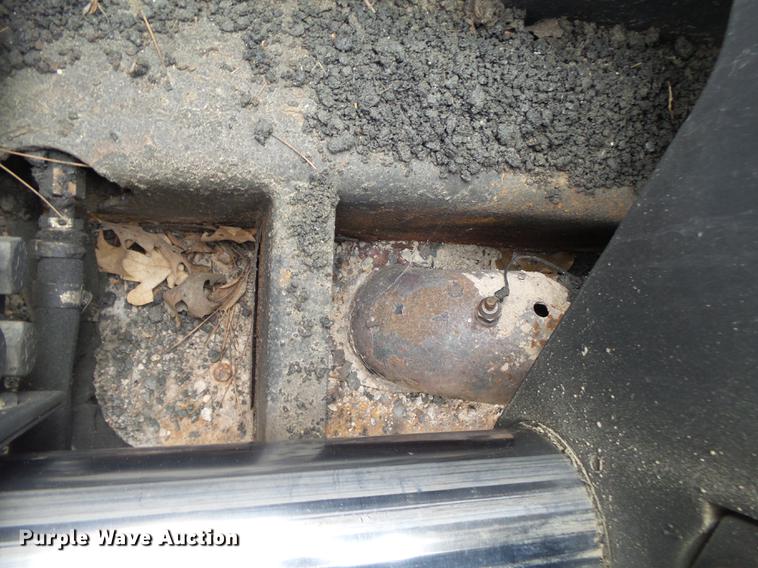 image for item DE3653 2003 Caterpillar AP1055B paver