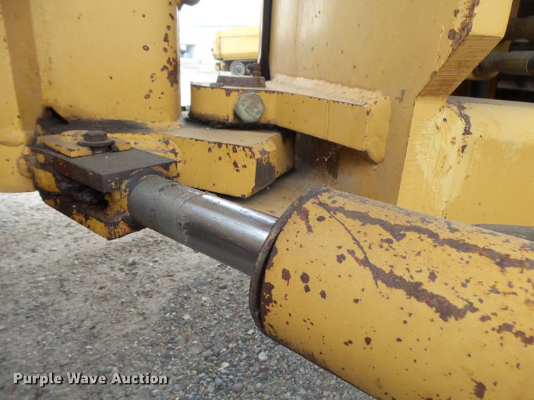 image for item DE3654 1998 Caterpillar CB534C double drum vibratory roller