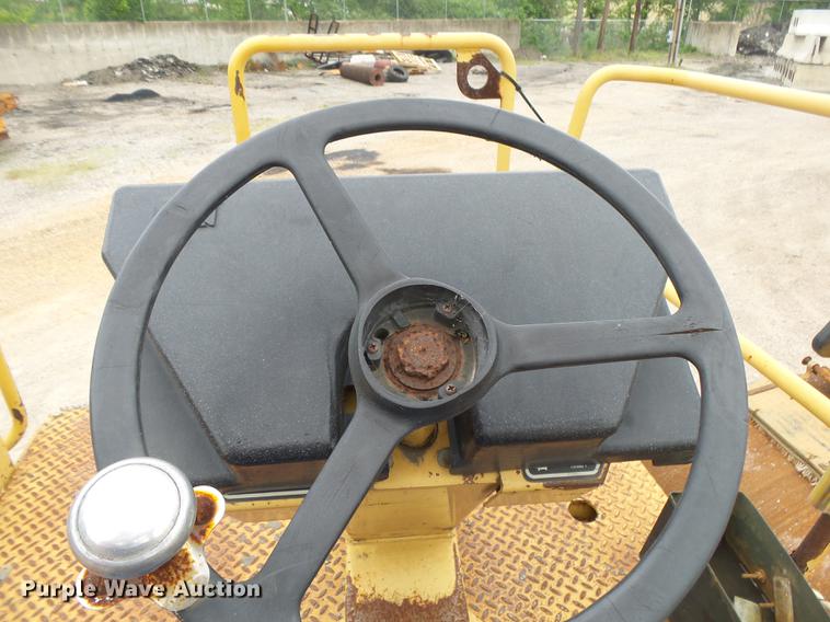 image for item DE3654 1998 Caterpillar CB534C double drum vibratory roller