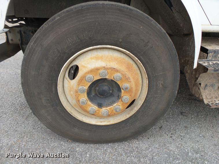 image for item DE3656 1993 International 4900 dump truck