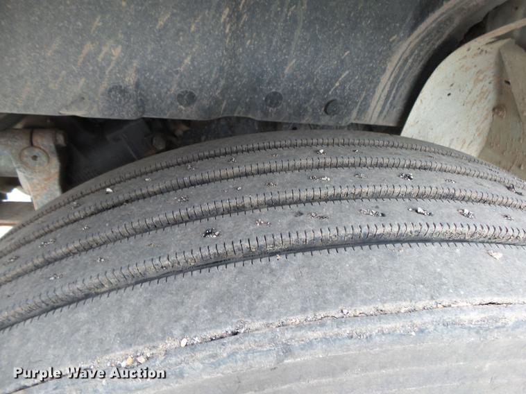 image for item DE3656 1993 International 4900 dump truck