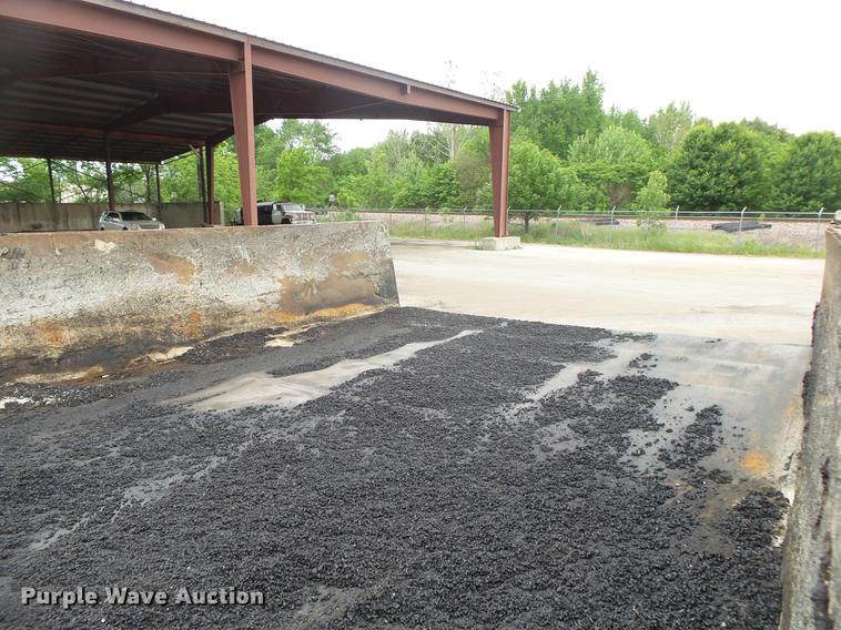 image for item DE3656 1993 International 4900 dump truck