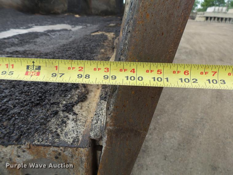 image for item DE3656 1993 International 4900 dump truck