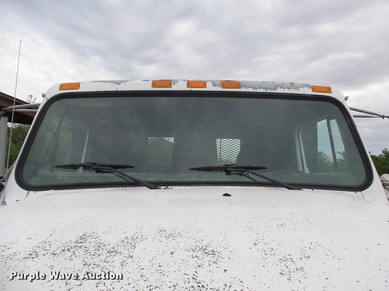 image for item DE3656 1993 International 4900 dump truck