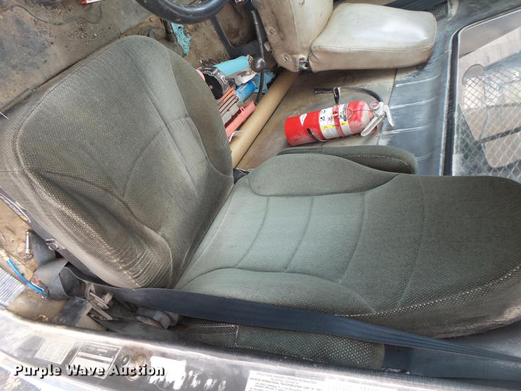 image for item DE3656 1993 International 4900 dump truck