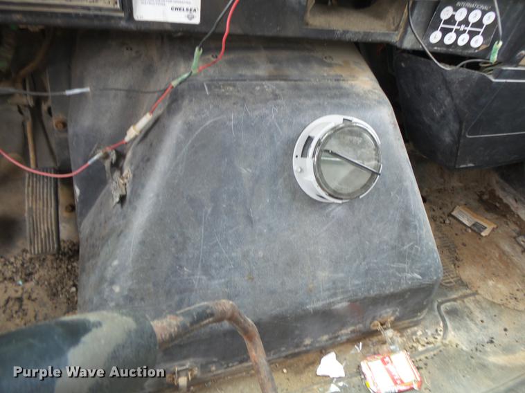 image for item DE3656 1993 International 4900 dump truck